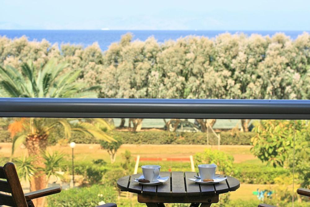 All Senses Ocean Blue Sea Side Resort (Adults Only) Petaloudes Екстериор снимка